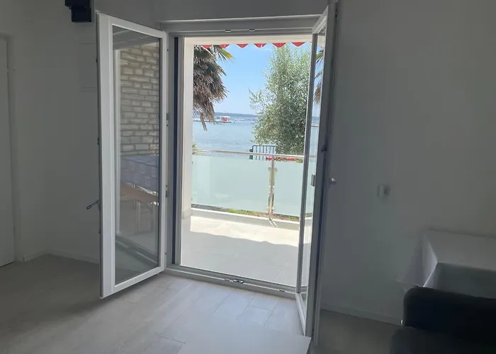 Ruzarij Appartement *