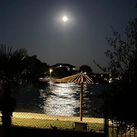 Ruzarij Appartamento Privlaka (Zadar)